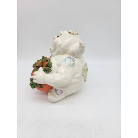 Vintage Resin Halloween Ceramic Happy Ghost Holding Pumpkins - Picture 4 of 7